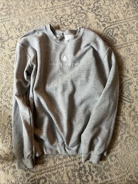 Women’s Grey Crewneck Sweatshirt